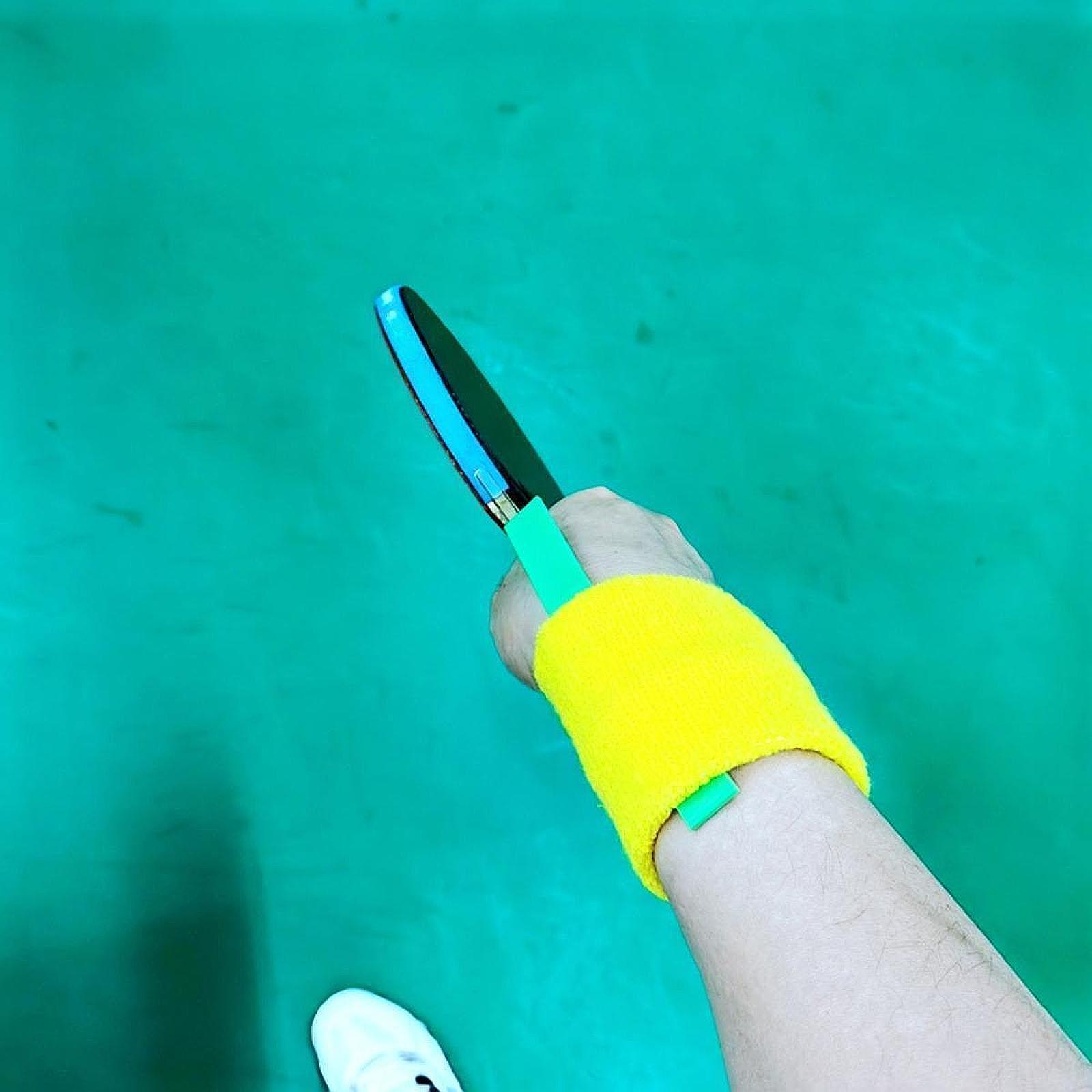 卓球トレーニングリストポジショナー、正しい距離、コンパクトな - Table Tennis Touch のレビューと価格